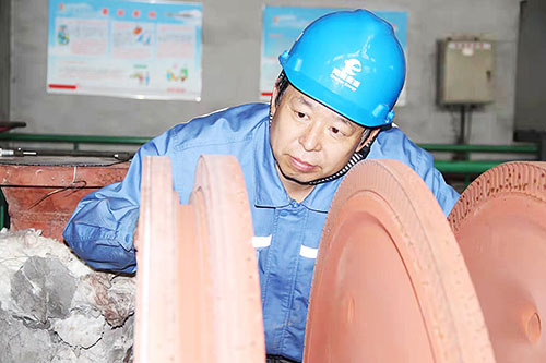 1666312501661027.jpg 3版1胡克涛.jpg