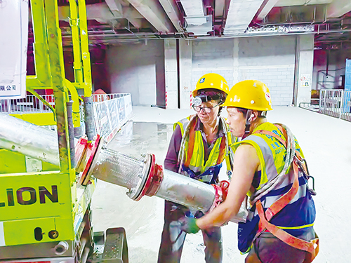 1690505582675912.jpg 1版.jpg