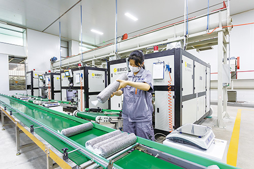 1698886436214016.jpg 44.jpg