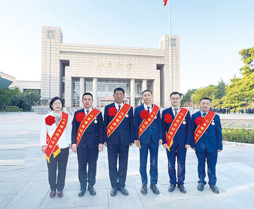 1706939283798911.jpg 市总工会——劳动模范.jpg