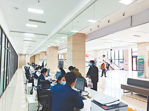 1706942985147942.jpg 市行政审批局—大厅业务.jpg