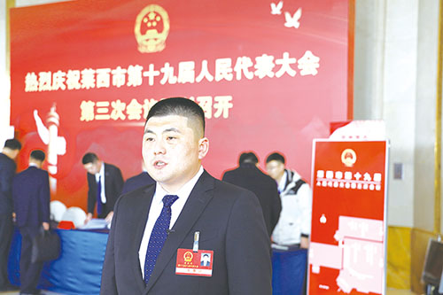 1707011883147750.jpg 3.代表男.jpg