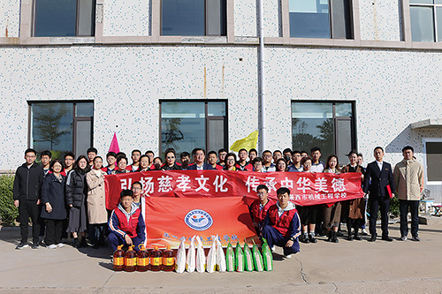 1707097861343957.jpg jiixie重阳节师生走进养老院送温暖.jpg