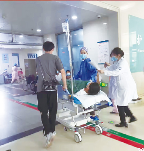 1715302547817796.jpg 3急诊医学科护理.jpg